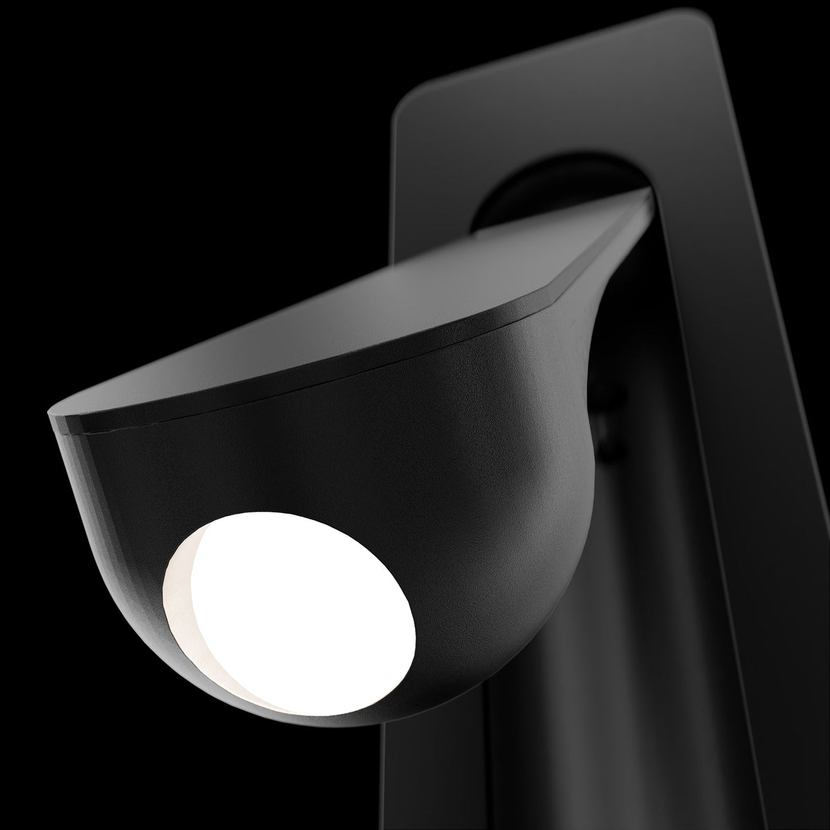 Line Up Task Light - Black lifestyle