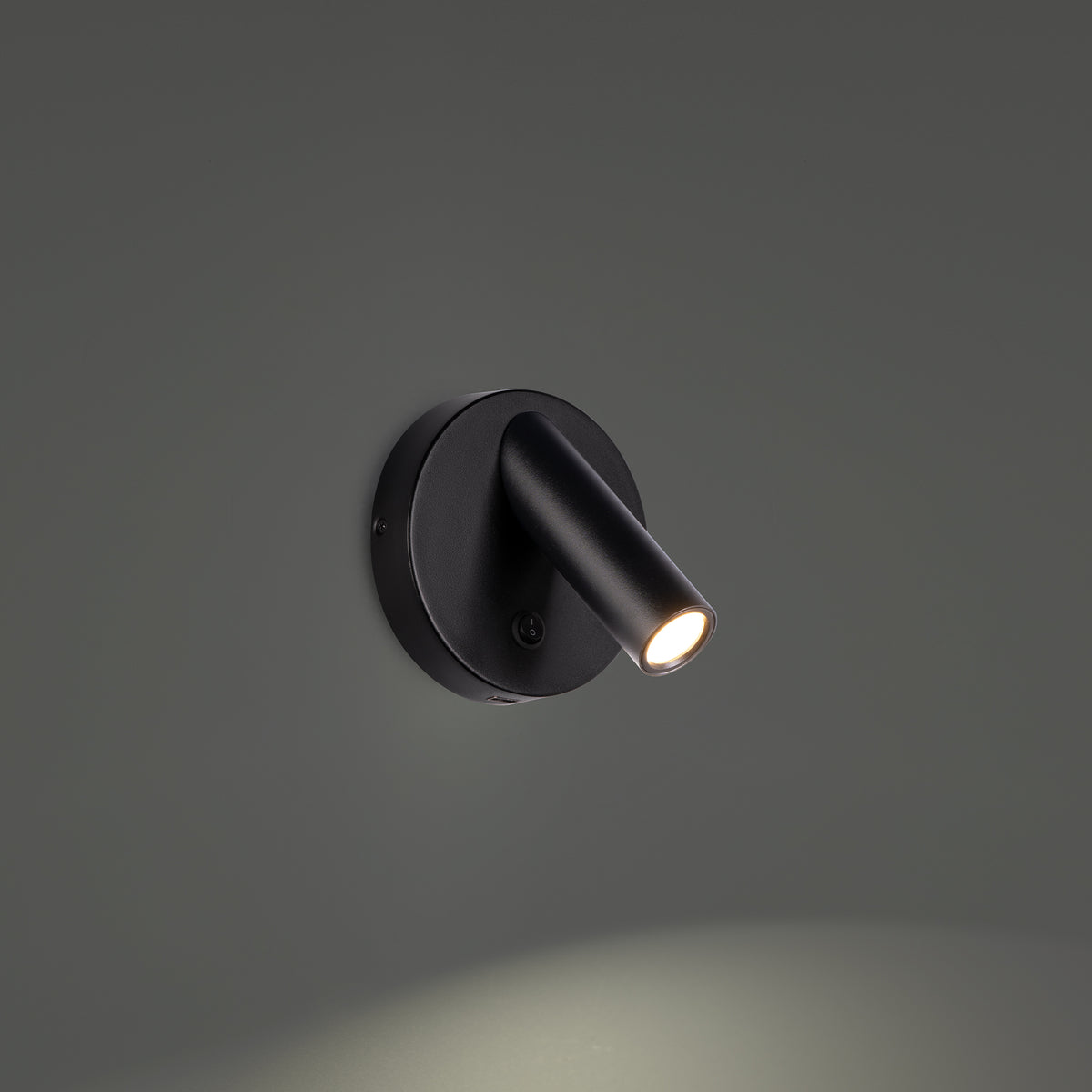 Aspire Black lifestyle