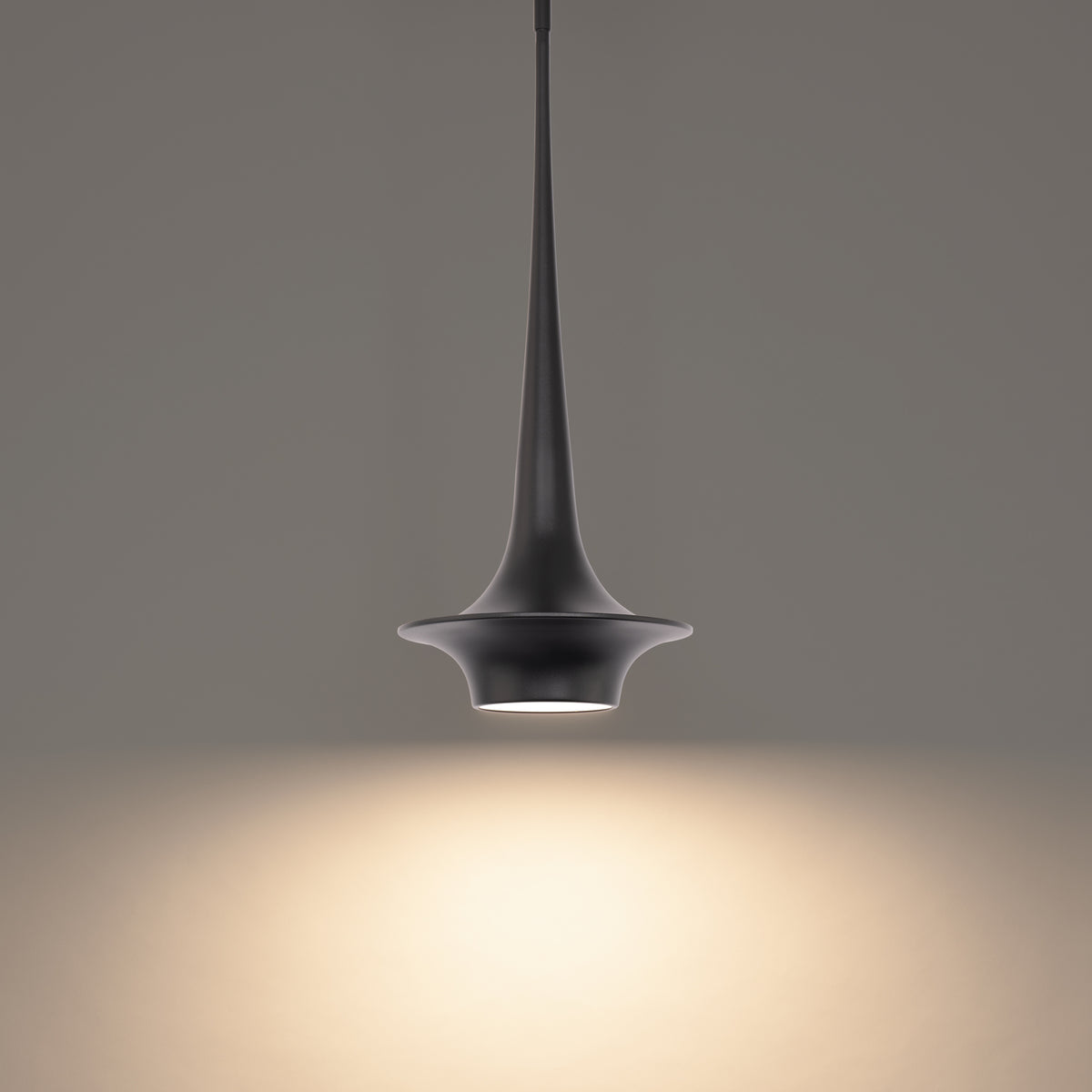 Hugo Mini Pendant Black