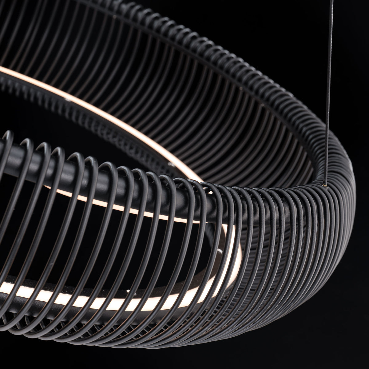 Lute Indoor Pendant - Black lifestyle