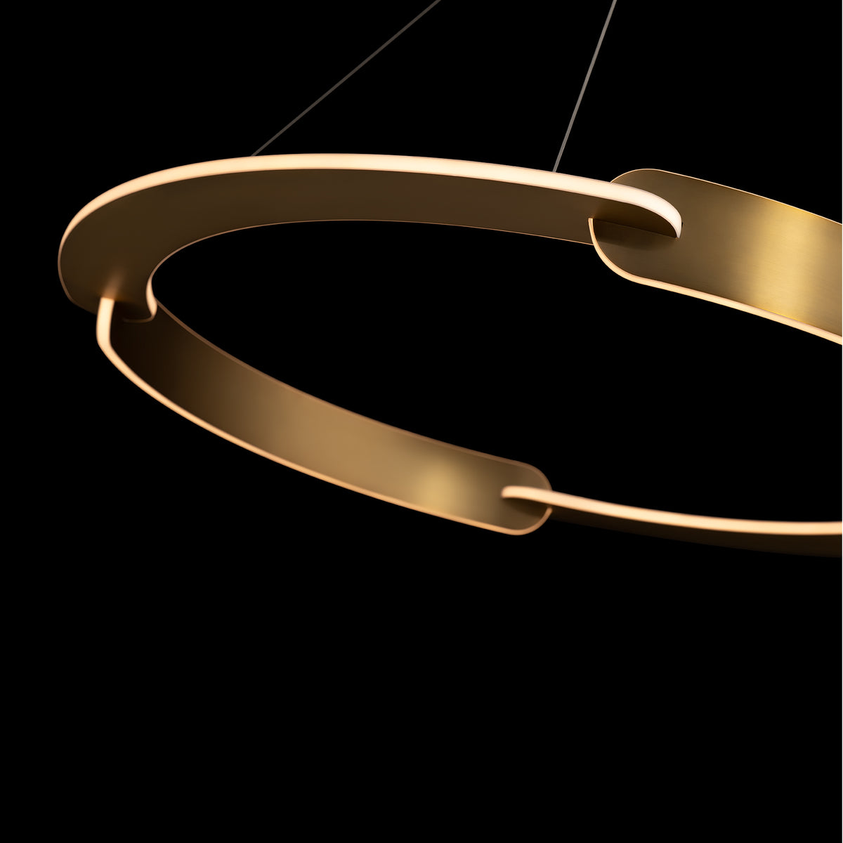 Ilios Pendant 32in