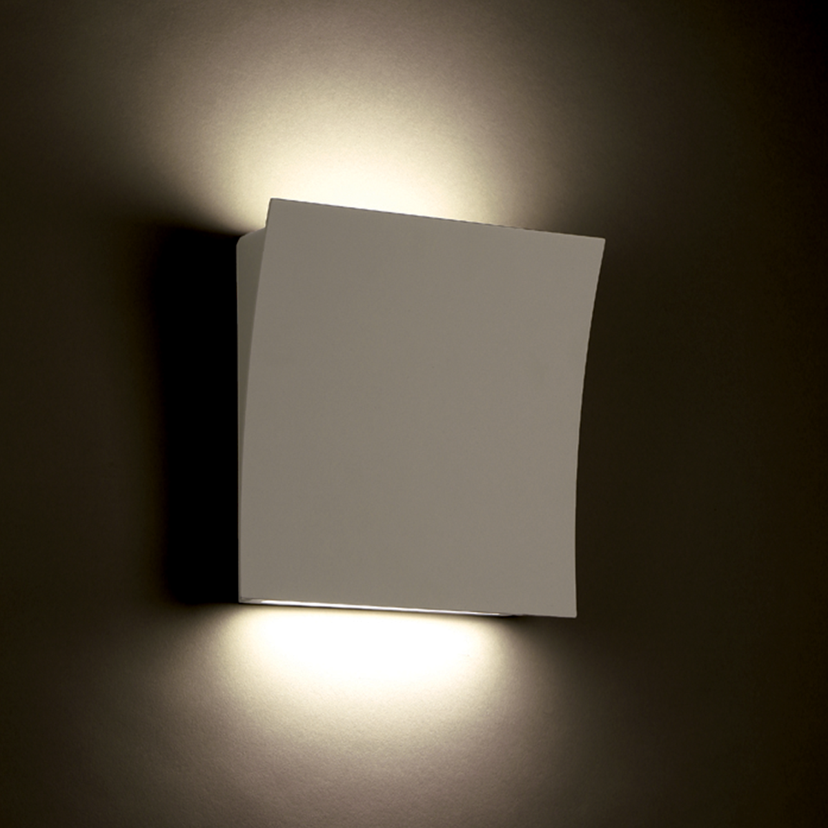 Slide Sconce