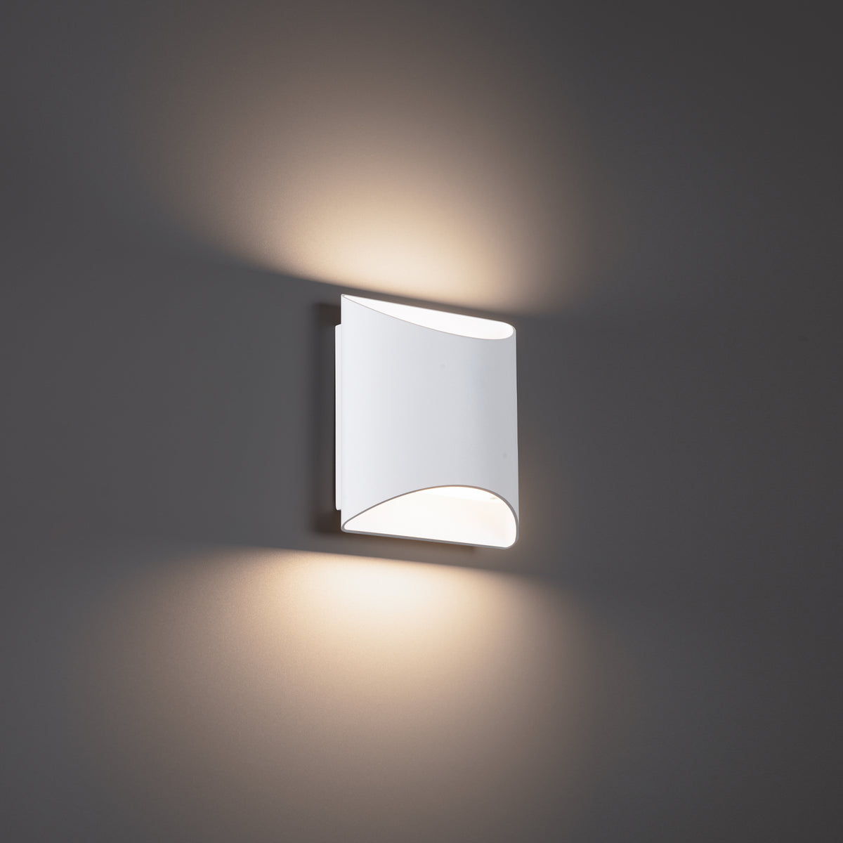 Duet 6in Sconce White 3000K