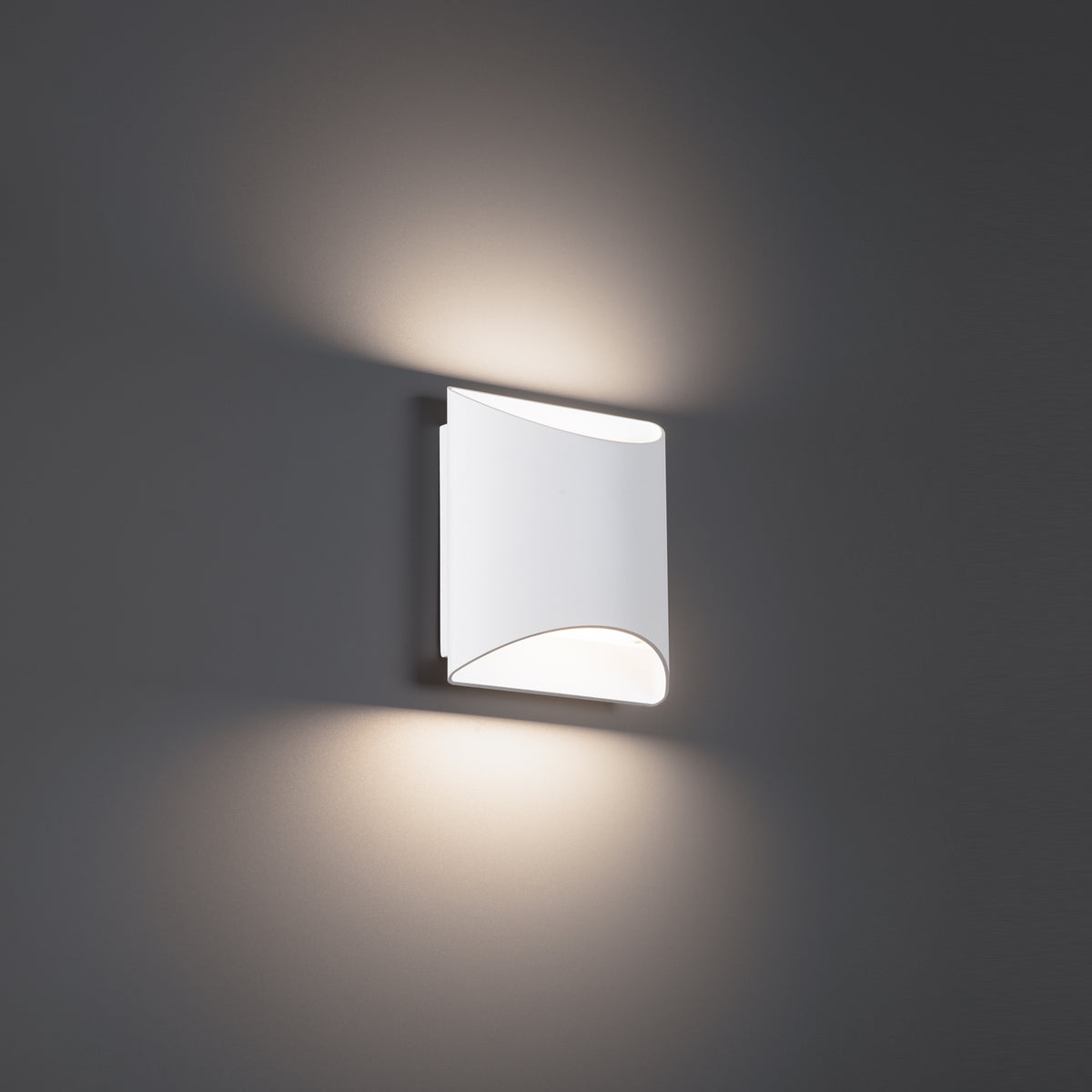 Duet 6in Sconce White 3500K
