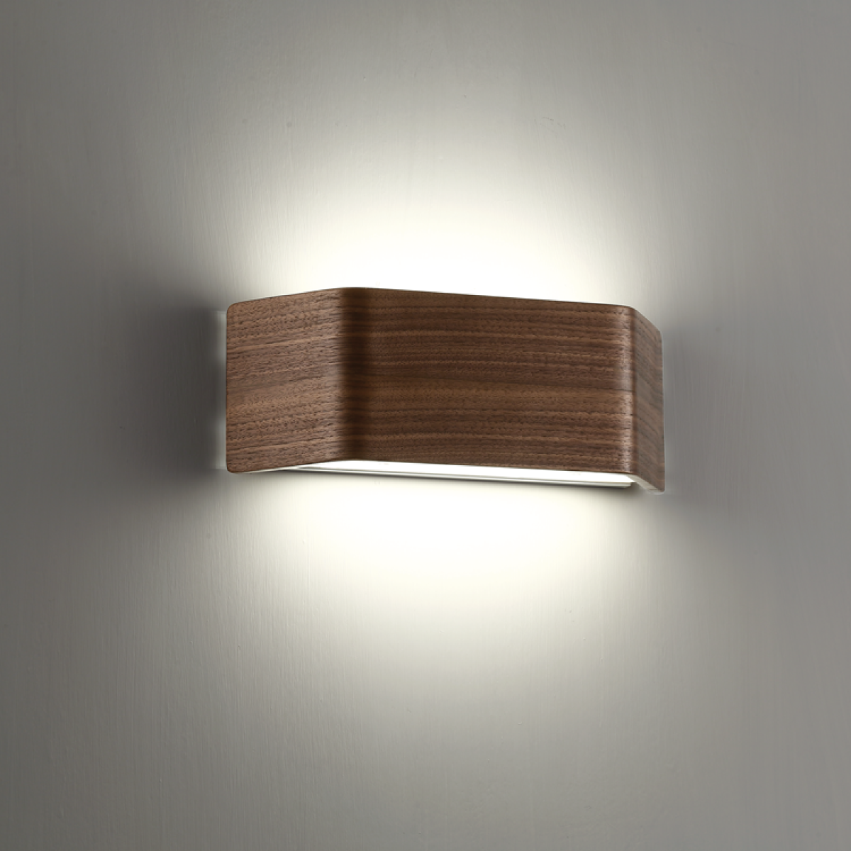 Asgard Sconce angle 3