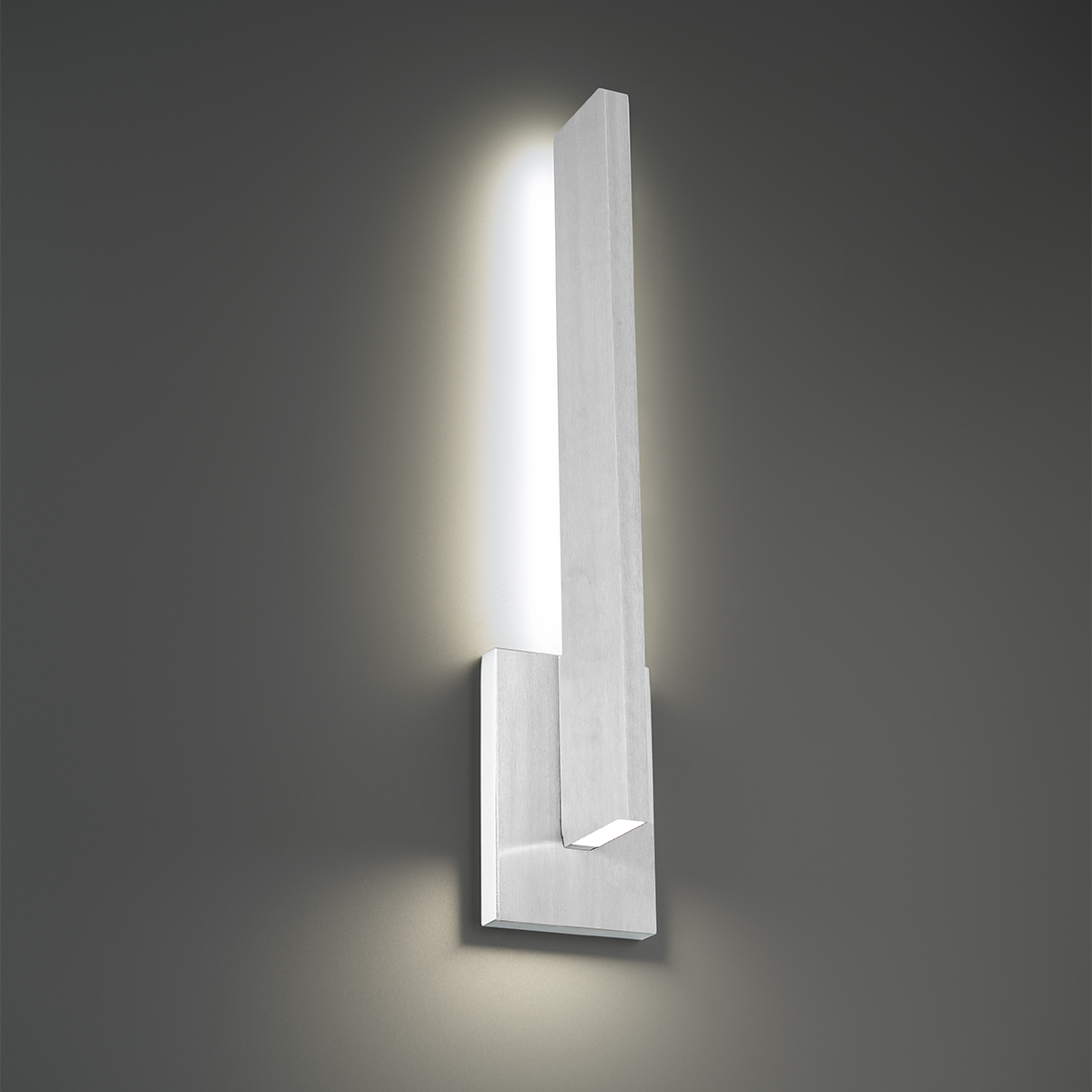 Mako Outdoor Sconce detail Brushed Aluminum