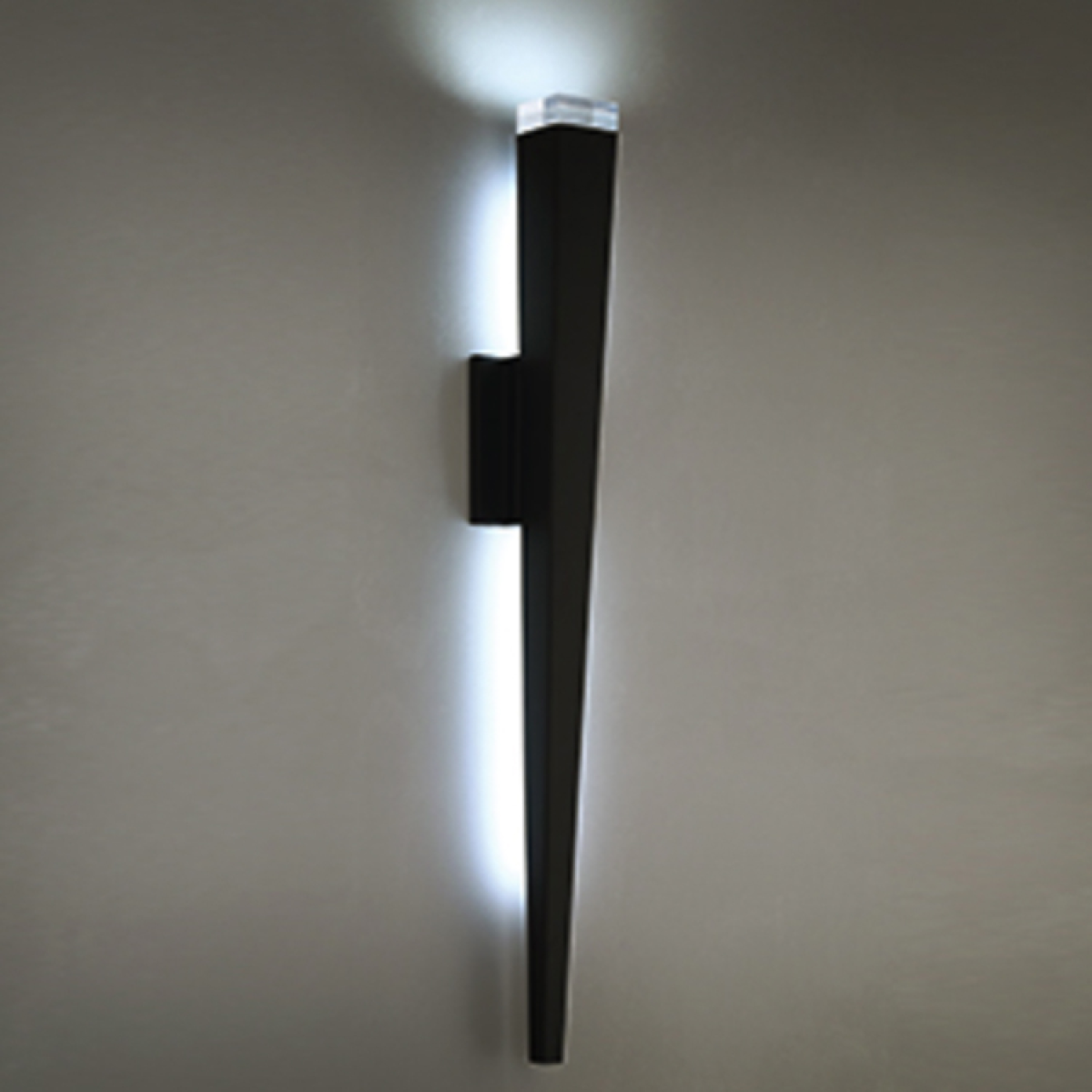 Staff Outdoor Sconce