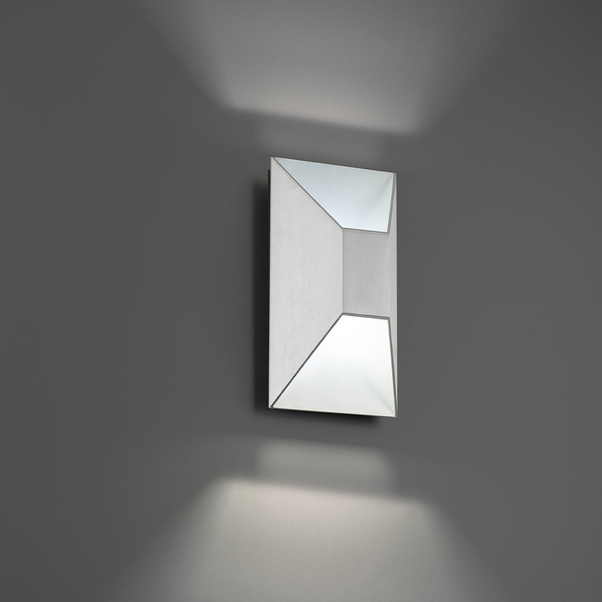 Maglev Outdoor Sconce lifestyle