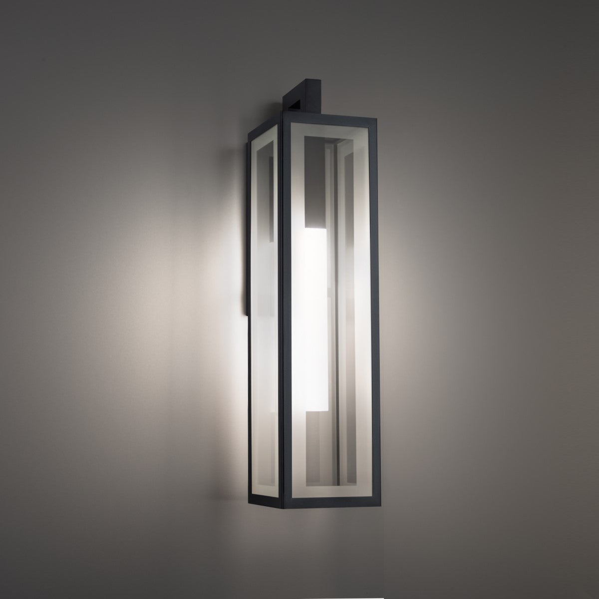 Cambridge Outdoor Sconce 25in Lifestyle