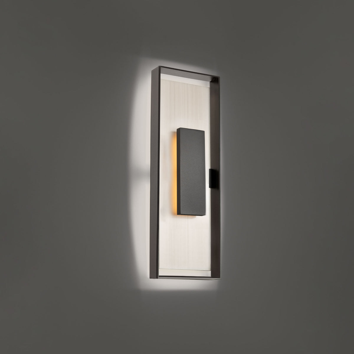 Boxie Outdoor Sconce 22in Lifestyle