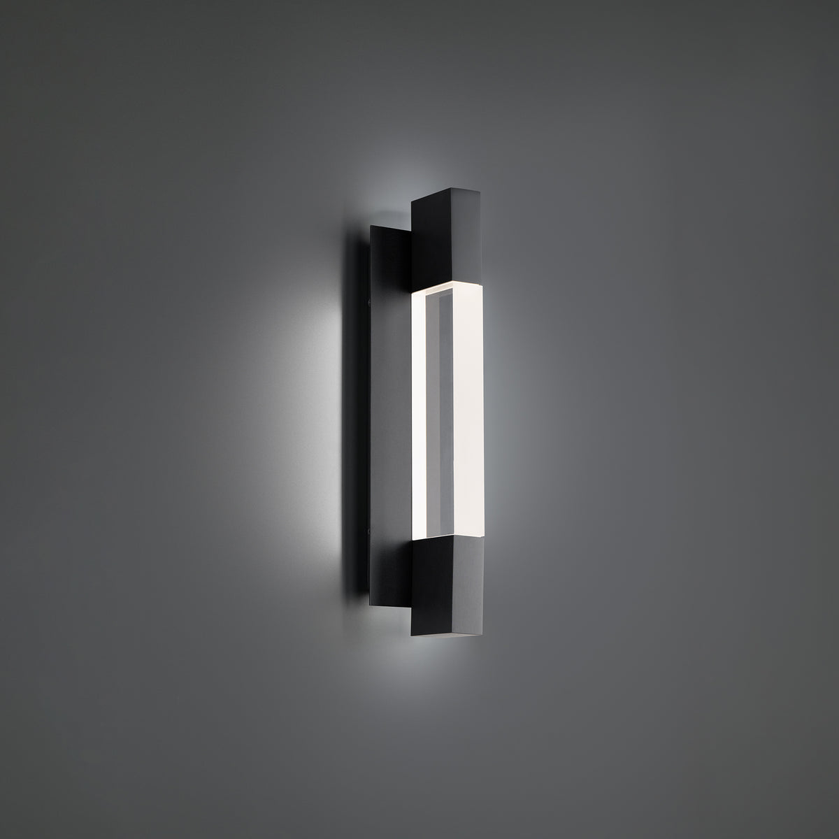 Heliograph Outdoor Sconce 18in