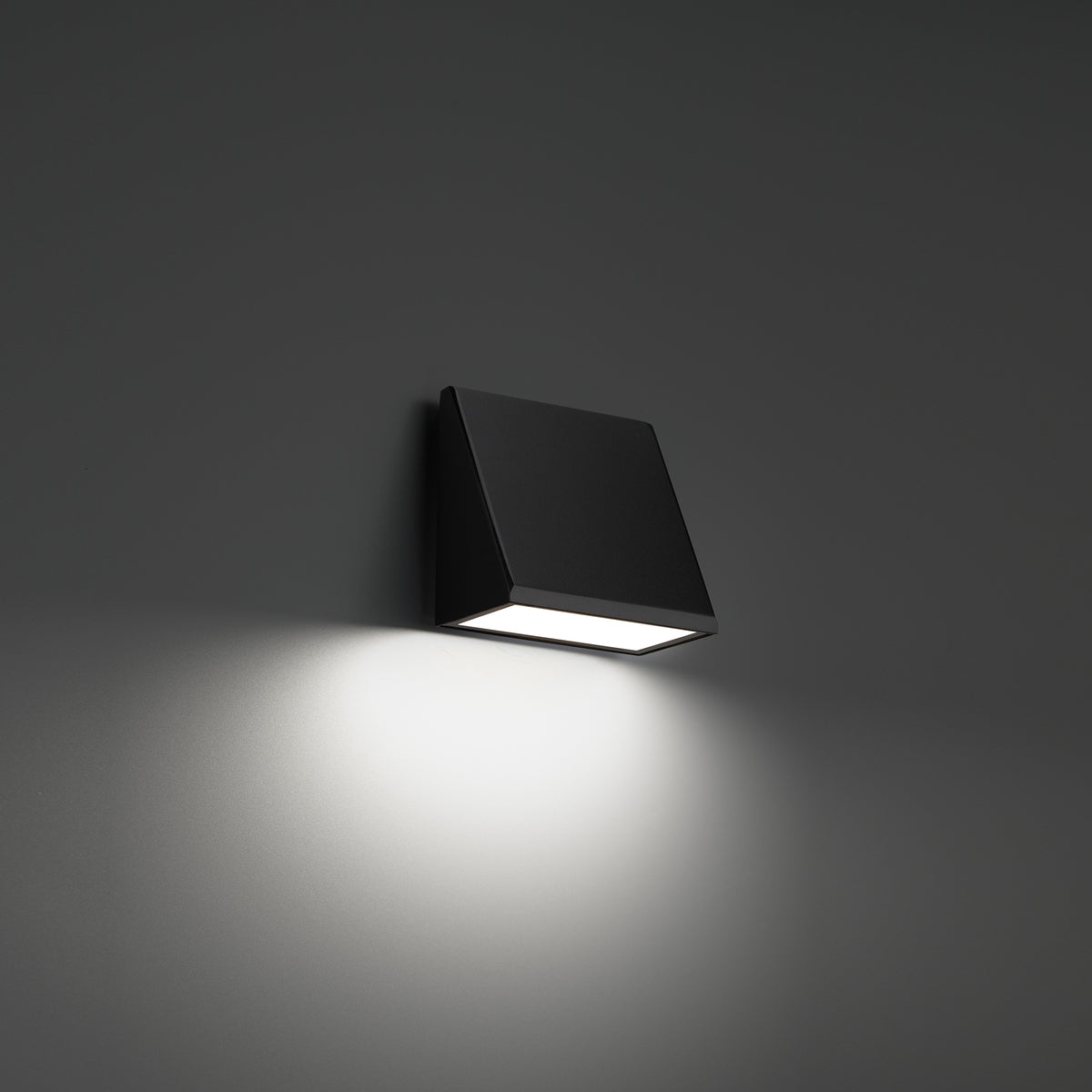 Flue Outdoor Sconce