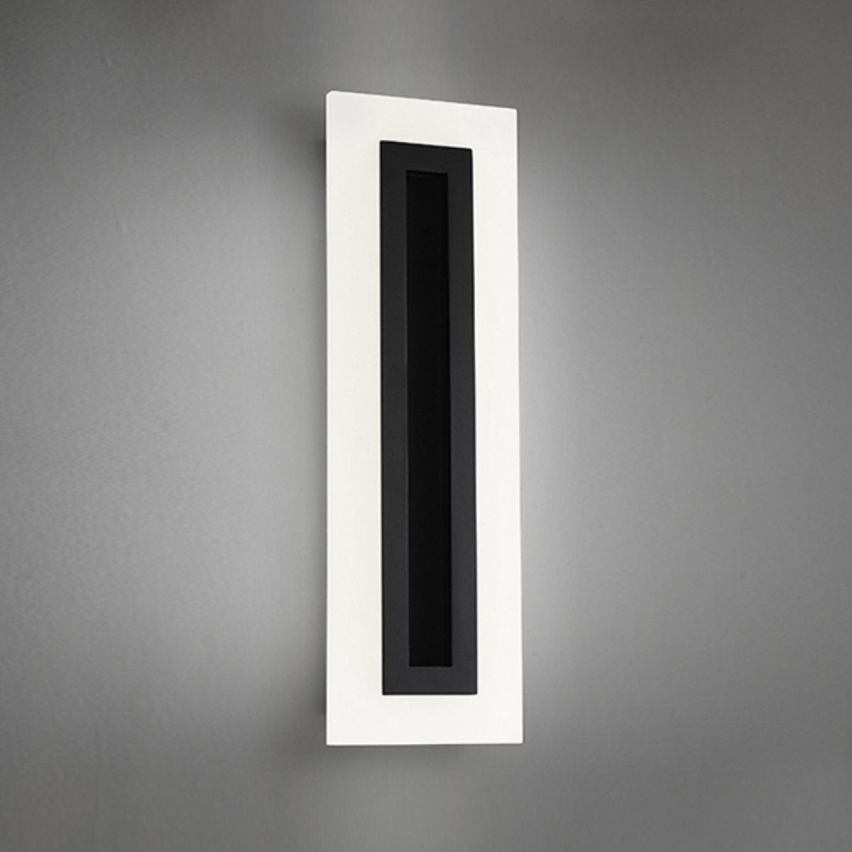 Shadow Outdoor Sconce